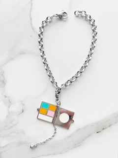 Pulsera de Acero con Dije paleta de Maquillaje