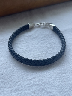 Pulsera cuero Trensada chata - comprar online