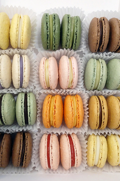 MACARONS X 24