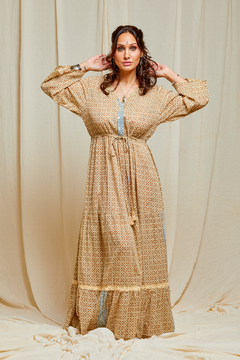 VESTIDO LARGO DANA BEIGE en internet