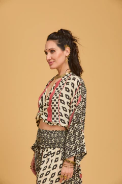 TOP CON MANGAS METIS TRIBAL - tienda online