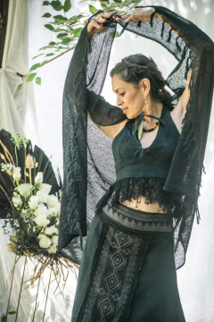 CHAL CON FLECOS NEGRO - comprar online