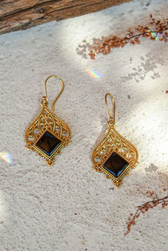 AROS PRITHIVI DORADO en Diferentes Piedras - comprar online