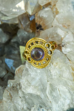 ANILLO COSMOS DORADO en diferentes piedras - comprar online