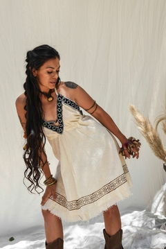 VESTIDO CORTO NATURAL