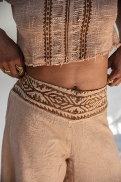 TOP BLOCK PRINT TOSTADO - Milega