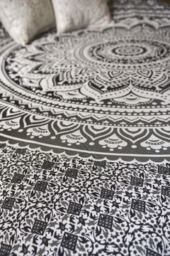 Cover White Mandala Lunar 2 plazas negro - comprar online