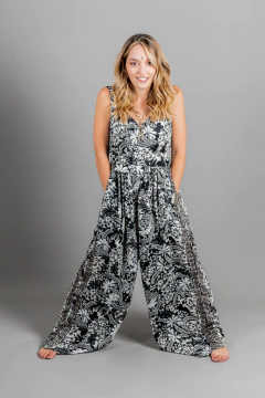 MONO LARGO SARASWATI B&N