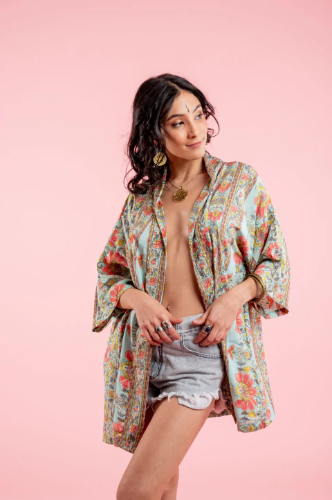 KIMONO VISHNU CORTO CELESTE