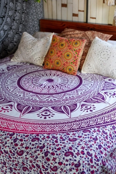 Covers white mandalas flor 2 plazas fucsia