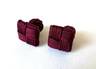 SILK SQUARE CUFF - ESCALAS ROJOS - tienda online