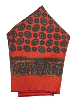 ESSENTIAL POCKET SQ