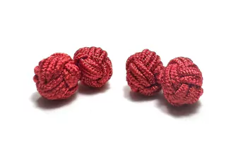 NUDOS DE SEDA - ESCALAS ROJOS