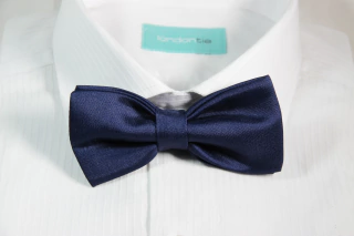 CLASSIC BOWTIE ( M11) -