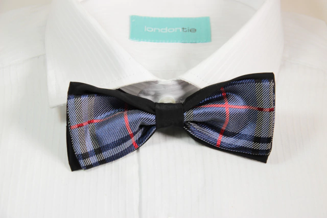 SILK PREMIUM D-BOWTIE ( M10) -
