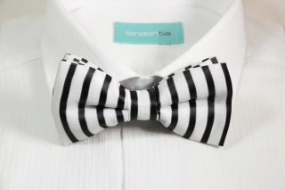 CLASSIC BOWTIE ( M11) -