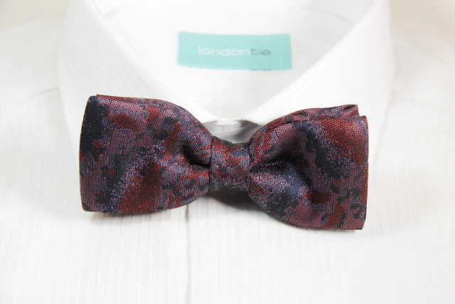 SILK CLASSIC BOWTIE ( M7) -