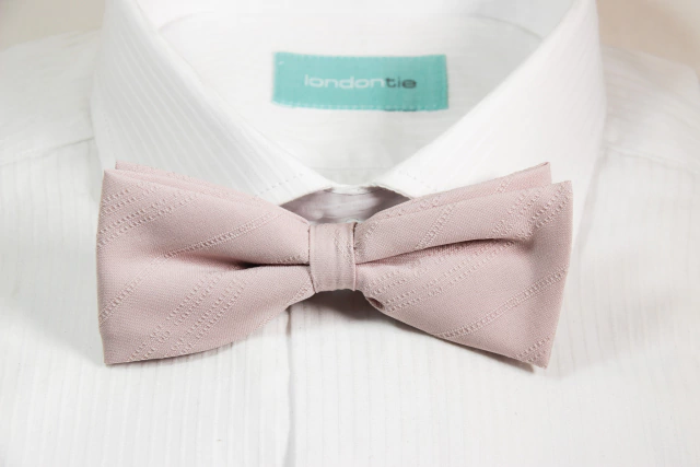 CLASSIC BOWTIE ( M7) -