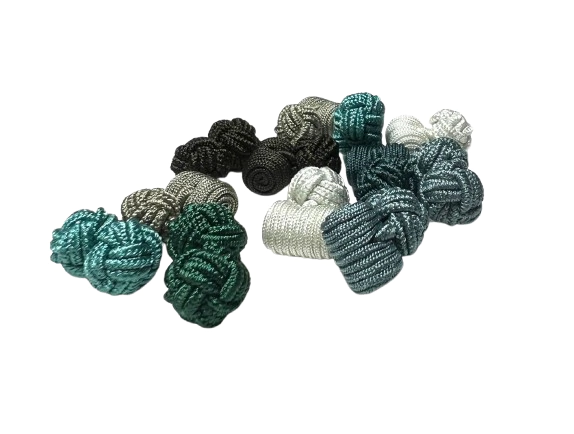 NUDOS DE SEDA - ESCALAS VERDES