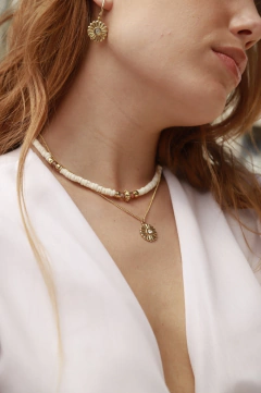 Collar FLOWER POWER en internet