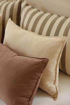 Almohadón Born - El Mercado, muebles y objetos