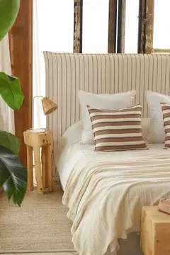 Respaldo de cama enfundado rayado reverso liso - tienda online