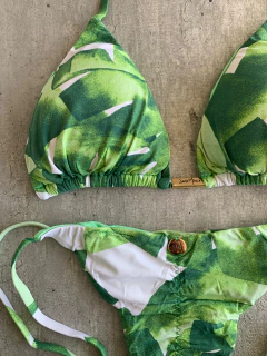 Biquíni Malawi Lacinho na internet