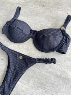 Biquíni Bondi Beach na internet