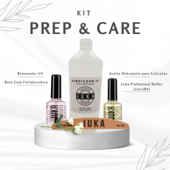 Kit Prep & Care que incluye removedor UV, base coat fortalecedora, aceite hidratante para cutículas y lima profesional buffer 100/180, presentados sobre base blanca con flores decorativas.