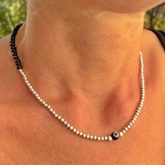 Collar Corto Duo > Cristal #4 Negro Esmerilado + Plata #3 + Ojo