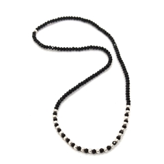 Collar Corto Pecas > Cristal #2 Negro c/Cuentas De Plata #3