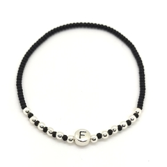 Preventa Pulsera Inicial Pecas > Plata #3 + Mostacillas Checas Negras + Inicial A Elección!