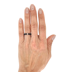 Anillo elastizado Mostacilla Checa Negra con cuentas de plata - AMALO