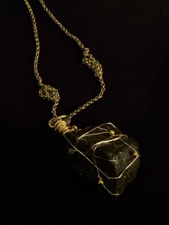 Art.2305 Collar Noir Brut gold.