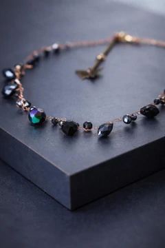 Art. 2201 Collar Cécile negro gold – Cristal de roca tejido a mano. - Sacre Coeur bijou