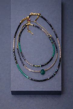 2321 Set de tera collares Colette gold verde-negro gold. - comprar online