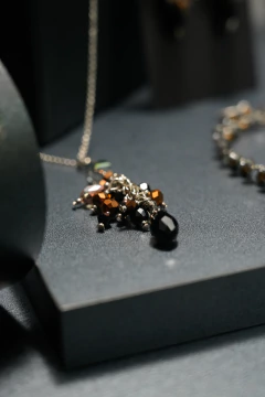 Art.2414 Collar largo Sylvie silver bronce y negro.