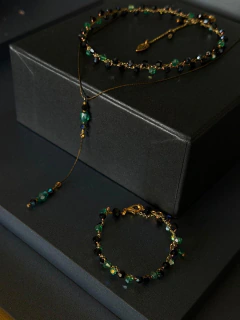Art.2421 SET DE TRES PIEZAS CHANTALE, Gargantilla Chantale,Collar microcadenas y pulsera Chantale azulino S.C