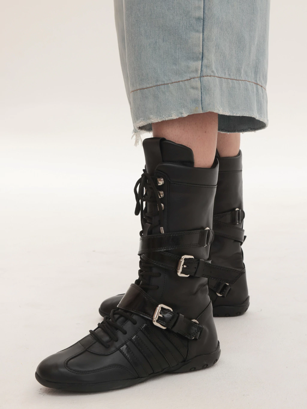 ZAPATILLA WILLIAM NEGRO