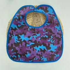 Babero IMPERMEABLE "CAMUFLADO"