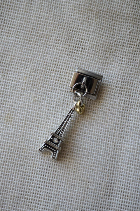 Charm Eiffel silver - buy online