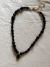 Collar Clara on internet