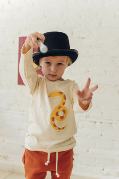 Remera Astucia bebés - discontinuo en internet