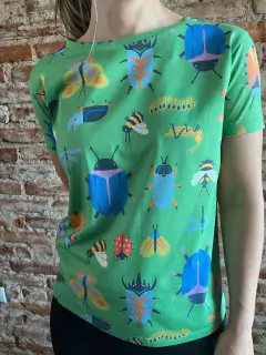 Remera Insectos regular - comprar online