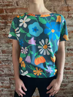 Remera Botánica regular - comprar online