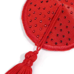 PAR DE PEZONERAS ROJAS EN FORMA DE CORAZÓN CON PEGAMENTO en internet