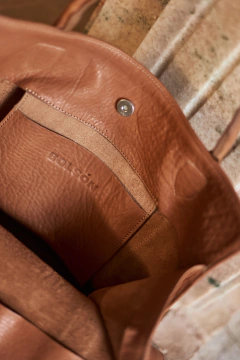 Imagen de CDG CARAMELO