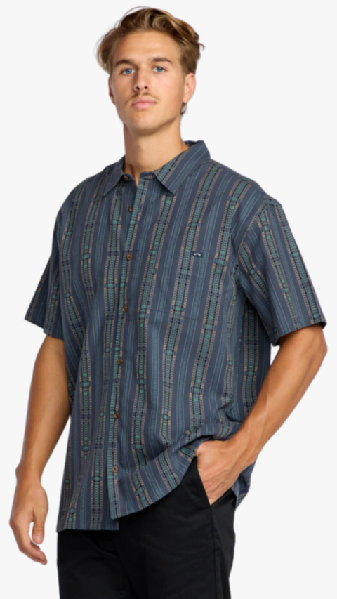 Camisa Billabong Sundays Jacquard SS Navy - comprar online