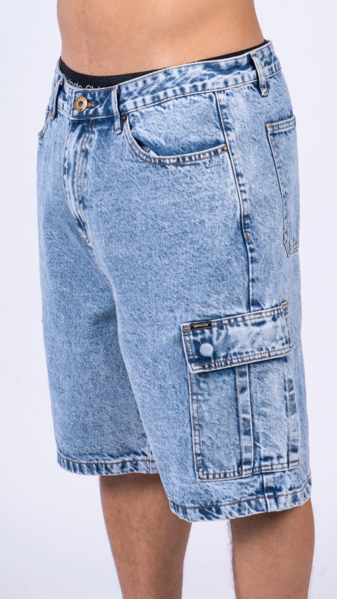 Bermuda Spy Limited Ricky Cargo - comprar online