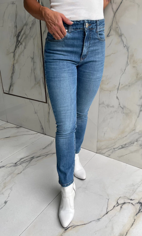 Saltan Pepa [Esmeralda Slim] - comprar online